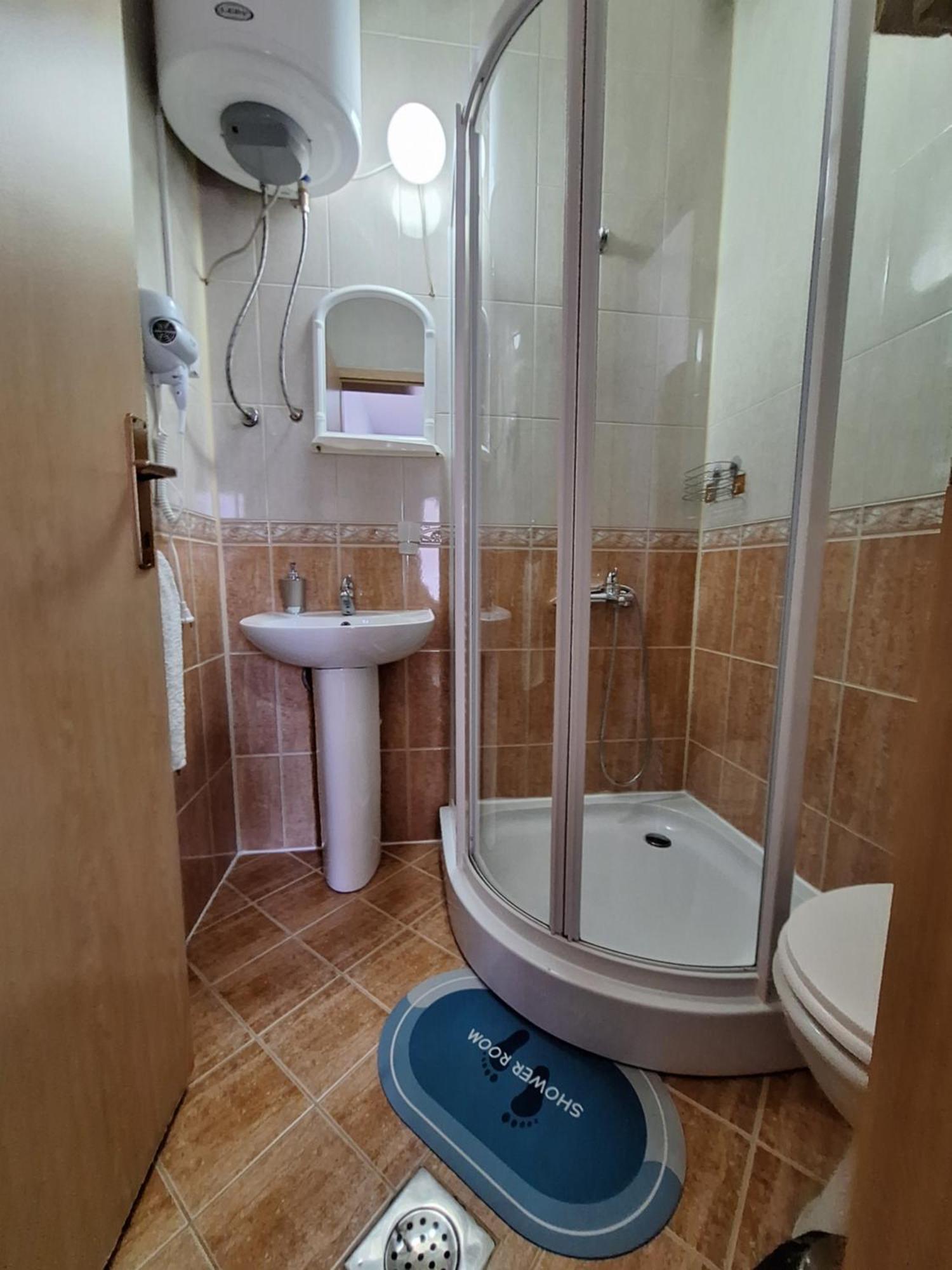 Studio Apartments Oleg Охрид Екстер'єр фото